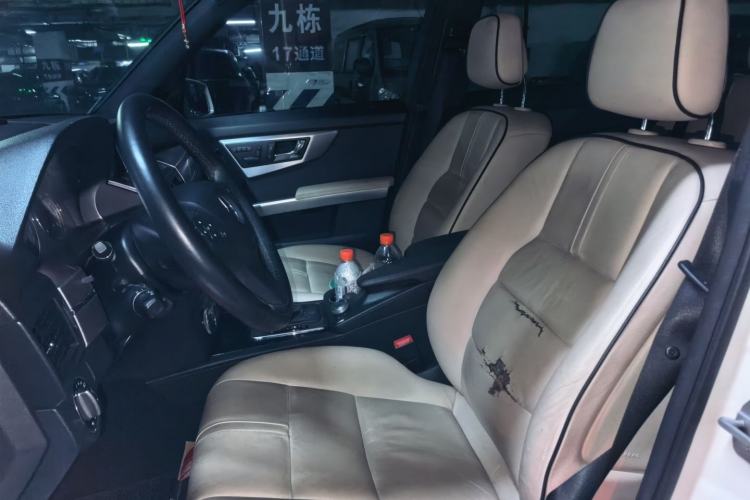 Used Mercedes-Benz GLK-Class 2008 GLK 300 4MATIC Luxury Model Left Front Seat