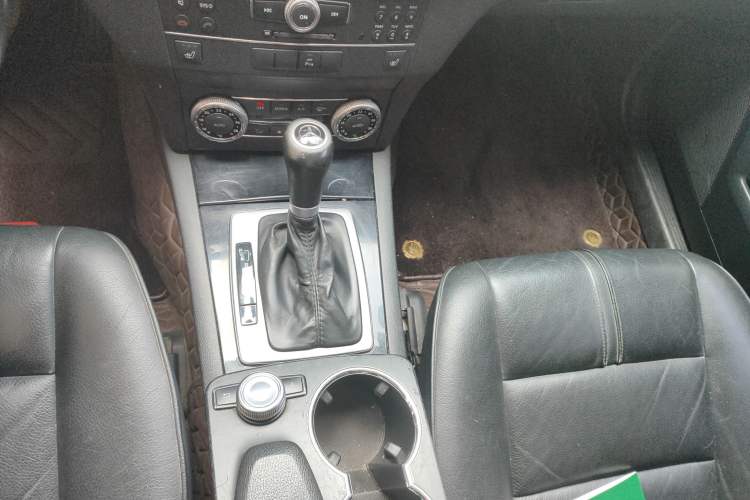 Used Mercedes-Benz GLK-Class 2008 GLK 300 4MATIC Luxury Model Gear Lever