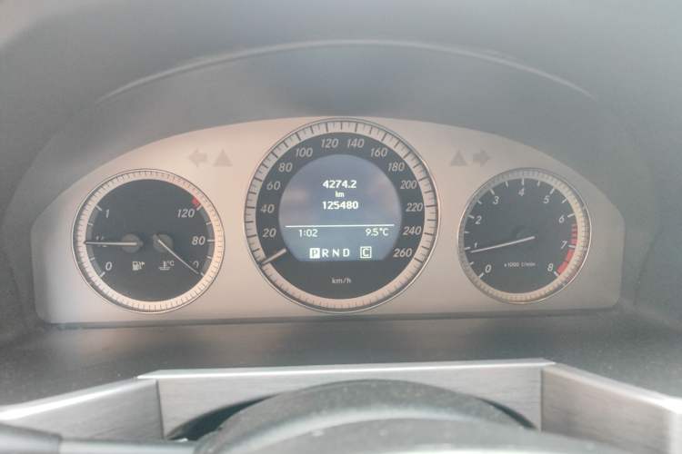 Used Mercedes-Benz GLK-Class 2008 GLK 300 4MATIC Luxury Model Instrument Cluster