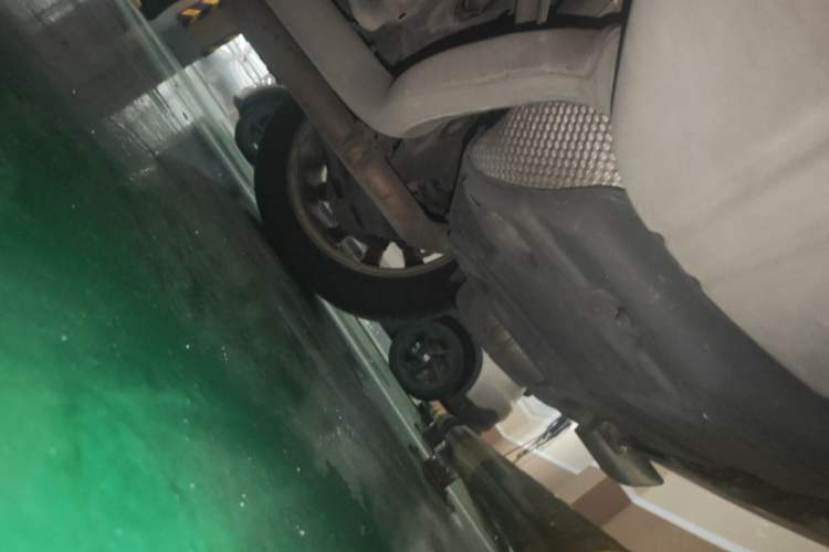 Used Mercedes-Benz GLK-Class 2010 GLK 300 4MATIC Fashion Model Chassis Rear