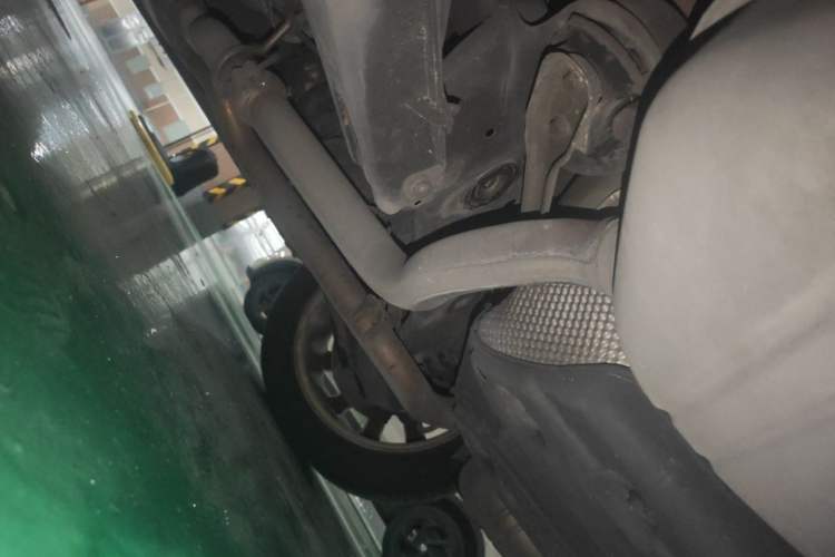 Used Mercedes-Benz GLK-Class 2010 GLK 300 4MATIC Fashion Model Chassis Rear Left