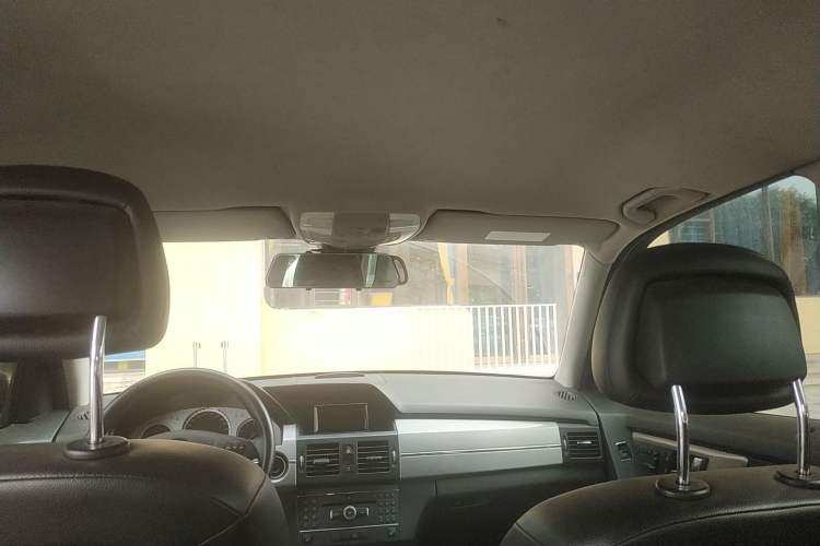 Used Mercedes-Benz GLK-Class 2010 GLK 300 4MATIC Fashion Model Headliner