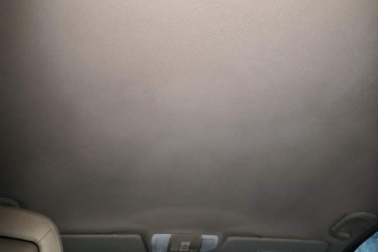 Used Mercedes-Benz GLK-Class 2010 GLK 300 4MATIC Fashion Model Headliner