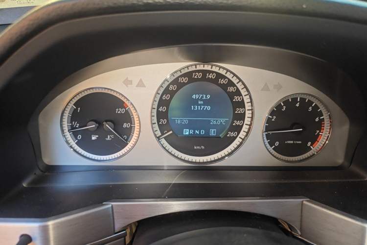 Used Mercedes-Benz GLK-Class 2010 GLK 300 4MATIC Fashion Model Instrument Cluster