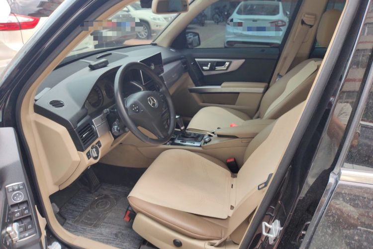 Used Mercedes-Benz GLK-Class 2010 GLK 300 4MATIC Fashion Model Left Front Seat