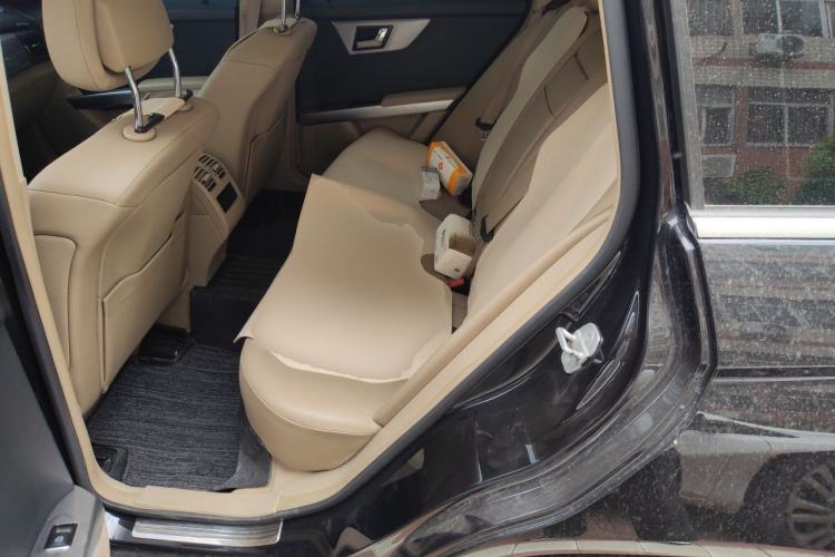 Used Mercedes-Benz GLK-Class 2010 GLK 300 4MATIC Fashion Model Left Rear Seat