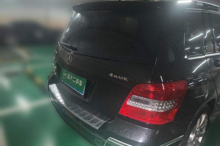 Used Mercedes-Benz GLK-Class 2010 GLK 300 4MATIC Fashion Model Rear