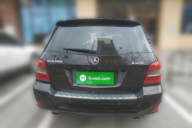 Used Mercedes-Benz GLK-Class 2010 GLK 300 4MATIC Fashion Model Rear
