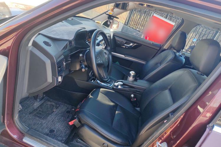 Used Mercedes-Benz GLK-Class 2010 GLK 300 4MATIC Fashion Model Left Front Seat
