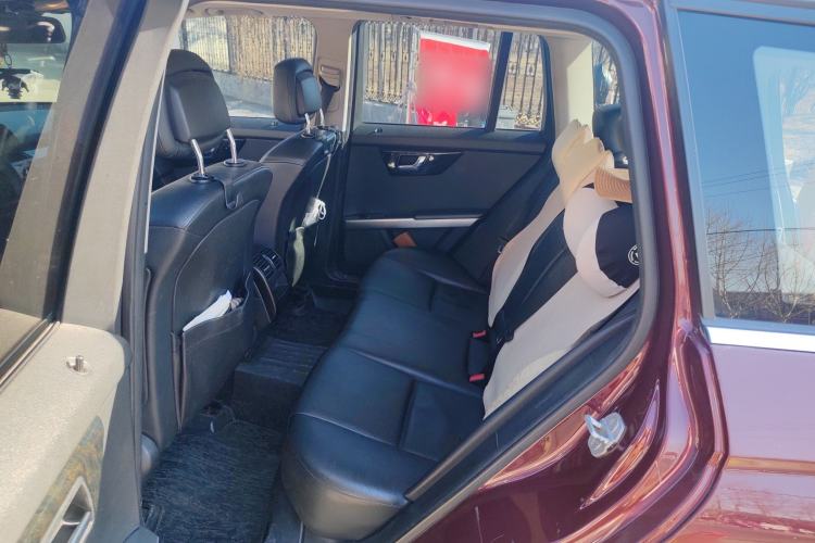 Used Mercedes-Benz GLK-Class 2010 GLK 300 4MATIC Fashion Model Left Rear Seat