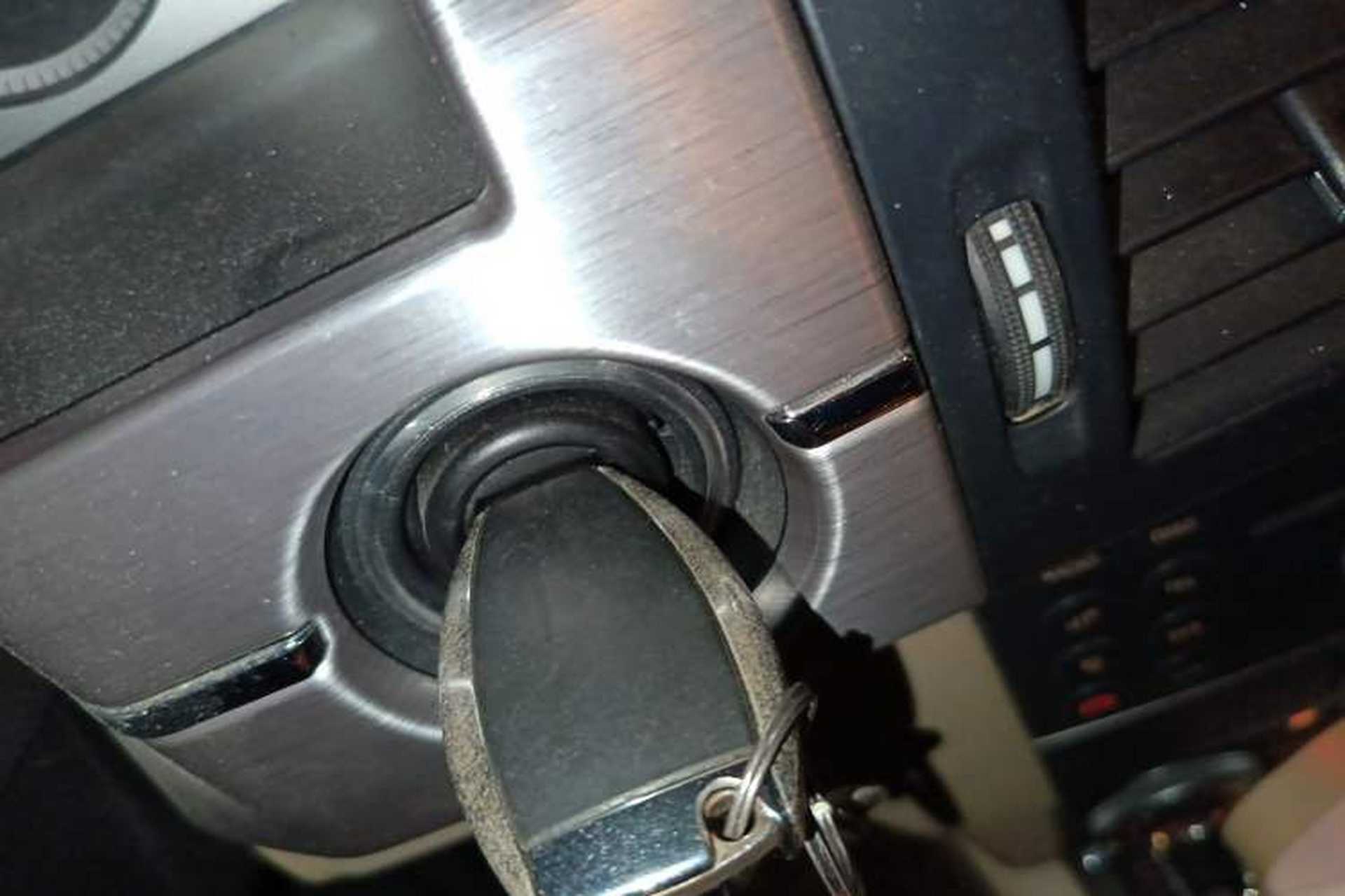Used Mercedes-Benz GLK-Class 2010 GLK 300 4MATIC Fashion Model Vehicle Key
