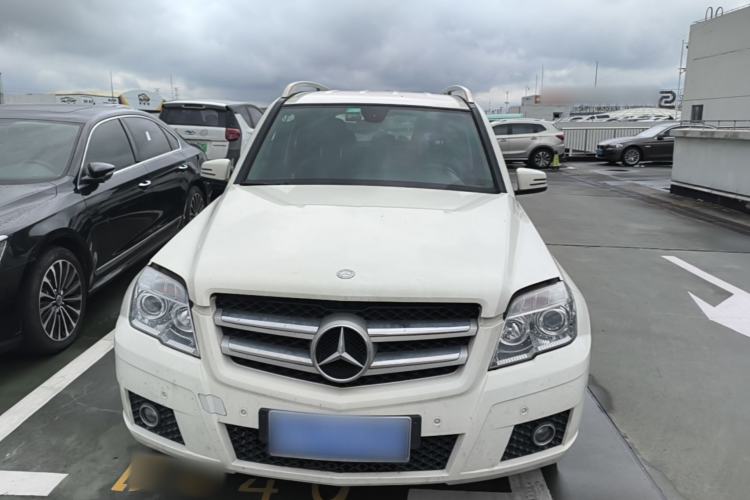 Used Mercedes-Benz GLK-Class 2010 GLK 300 4MATIC Fashion Model Front