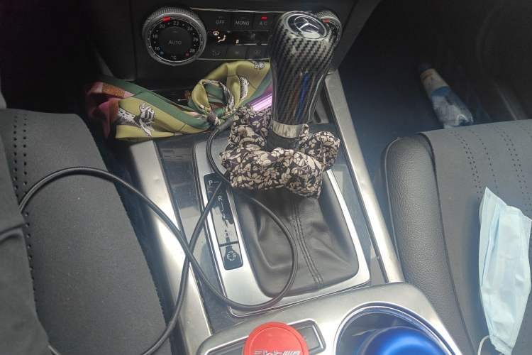 Used Mercedes-Benz GLK-Class 2010 GLK 300 4MATIC Fashion Model Gear Lever