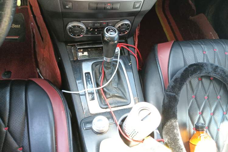 Used Mercedes-Benz GLK-Class 2010 GLK 300 4MATIC Fashion Model Gear Lever