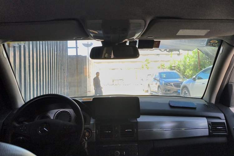 Used Mercedes-Benz GLK-Class 2010 GLK 300 4MATIC Fashion Model Headliner