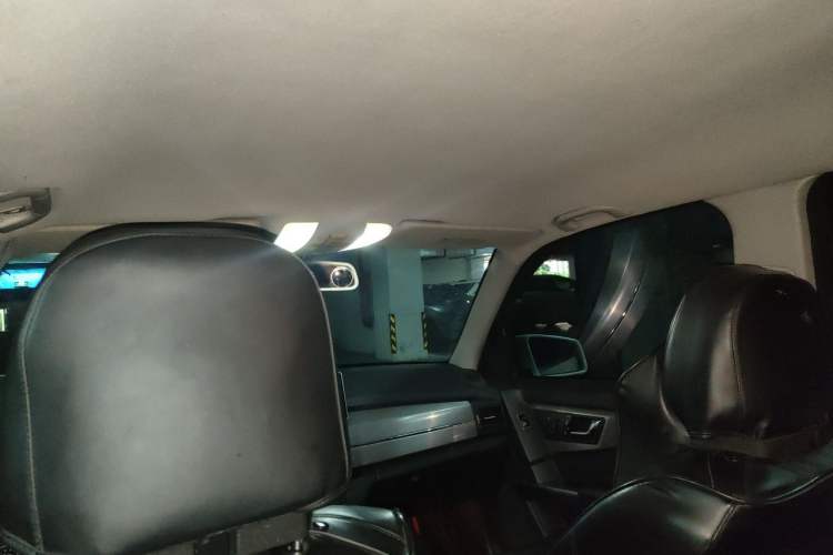 Used Mercedes-Benz GLK-Class 2010 GLK 300 4MATIC Fashion Model Headliner