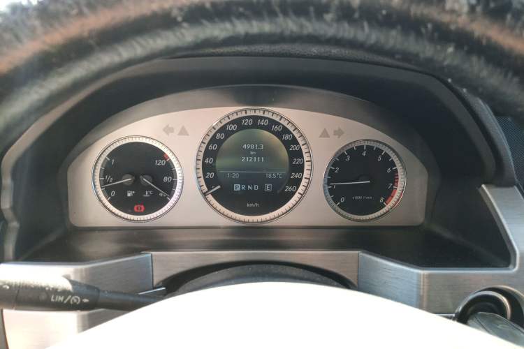 Used Mercedes-Benz GLK-Class 2010 GLK 300 4MATIC Fashion Model Instrument Cluster
