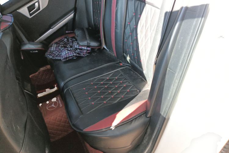 Used Mercedes-Benz GLK-Class 2010 GLK 300 4MATIC Fashion Model Left Rear Seat