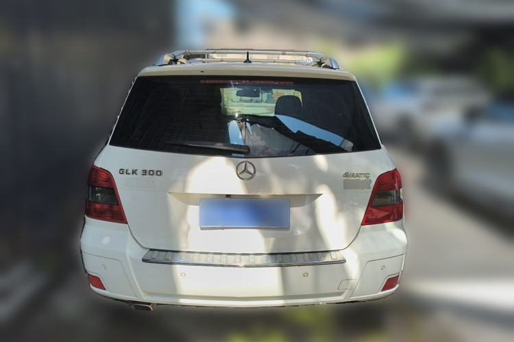 Used Mercedes-Benz GLK-Class 2010 GLK 300 4MATIC Fashion Model Rear