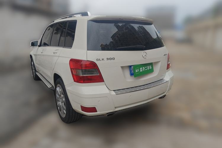 Used Mercedes-Benz GLK-Class 2010 GLK 300 4MATIC Fashion Model Rear Left 45 Deg