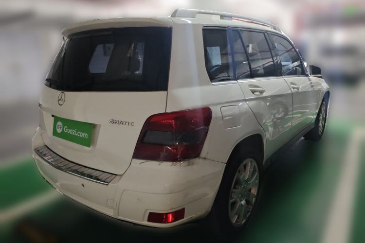 Used Mercedes-Benz GLK-Class 2010 GLK 300 4MATIC Fashion Model Rear Right 45 Deg
