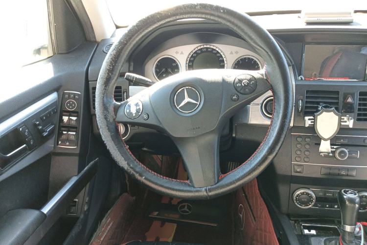 Used Mercedes-Benz GLK-Class 2010 GLK 300 4MATIC Fashion Model Steering Wheel