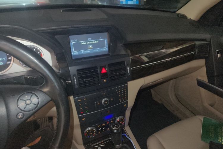 Used Mercedes-Benz GLK-Class 2011 GLK 300 4MATIC Fashion Model Audio And AC Panel