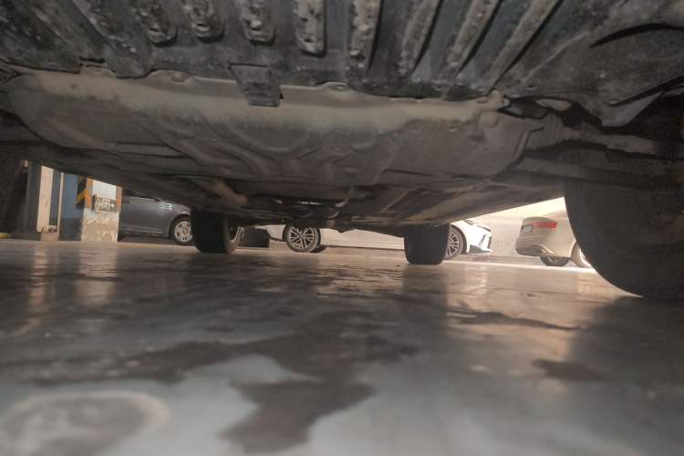 Used Mercedes-Benz GLK-Class 2011 GLK 300 4MATIC Fashion Model Chassis Front