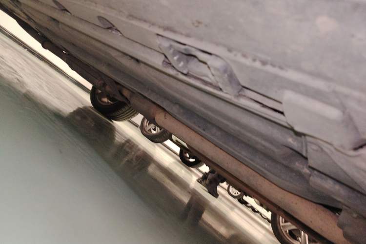 Used Mercedes-Benz GLK-Class 2011 GLK 300 4MATIC Dynamic Model Chassis Front Right