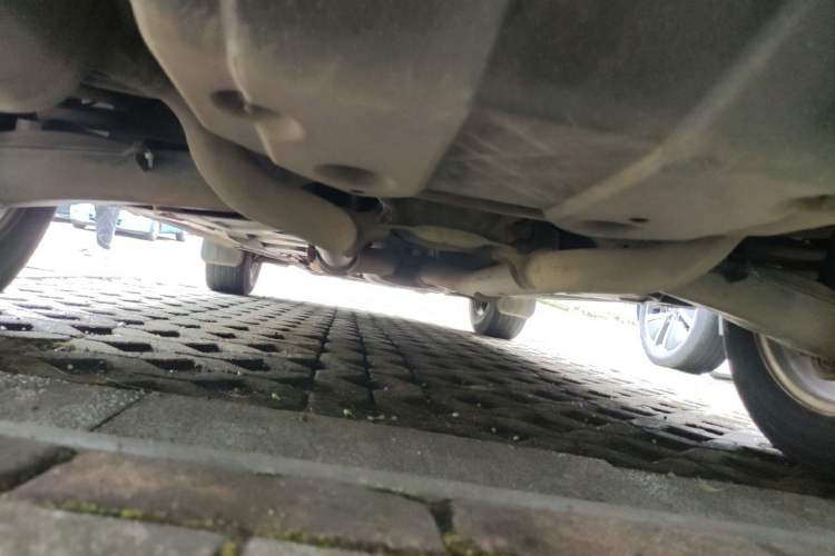 Used Mercedes-Benz GLK-Class 2011 GLK 300 4MATIC Fashion Model Chassis Rear