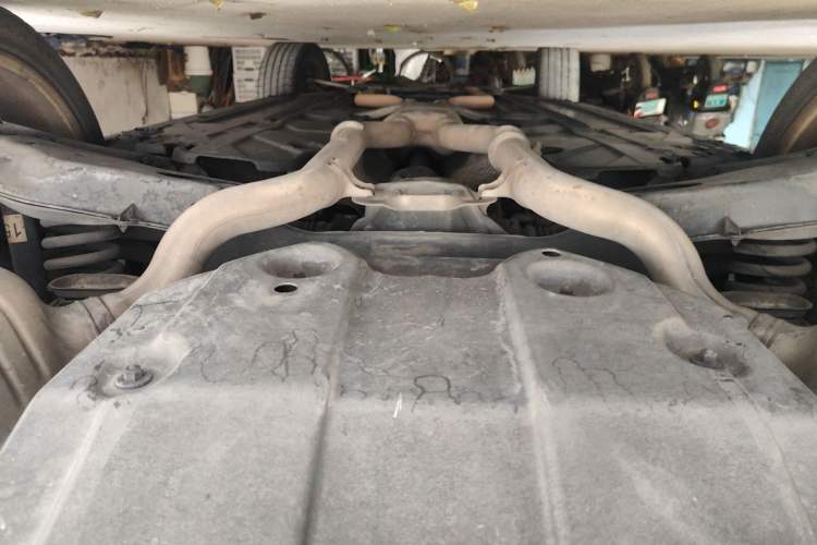 Used Mercedes-Benz GLK-Class 2011 GLK 300 4MATIC Fashion Model Chassis Rear