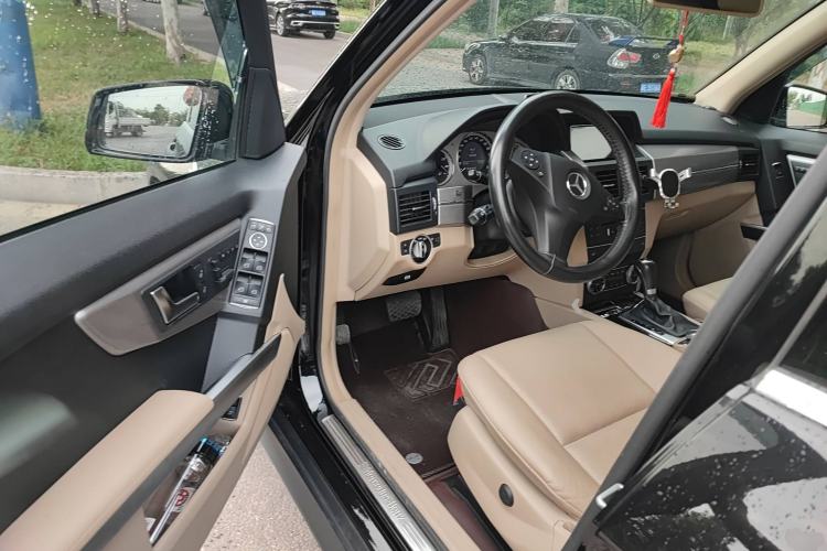 Used Mercedes-Benz GLK-Class 2011 GLK 300 4MATIC Fashion Model Driver Seat
