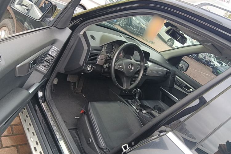 Used Mercedes-Benz GLK-Class 2011 GLK 300 4MATIC Fashion Model Driver Seat
