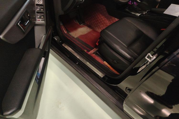 Used Mercedes-Benz GLK-Class 2011 GLK 300 4MATIC Dynamic Model Driver Seat