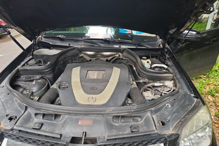 Used Mercedes-Benz GLK-Class 2011 GLK 300 4MATIC Dynamic Model Engine Bay Left