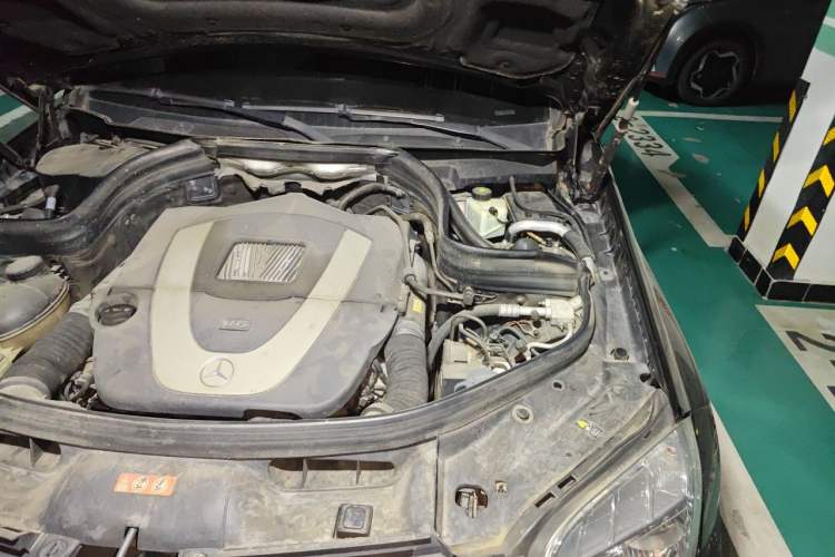 Used Mercedes-Benz GLK-Class 2011 GLK 300 4MATIC Luxury Model Engine Bay Left