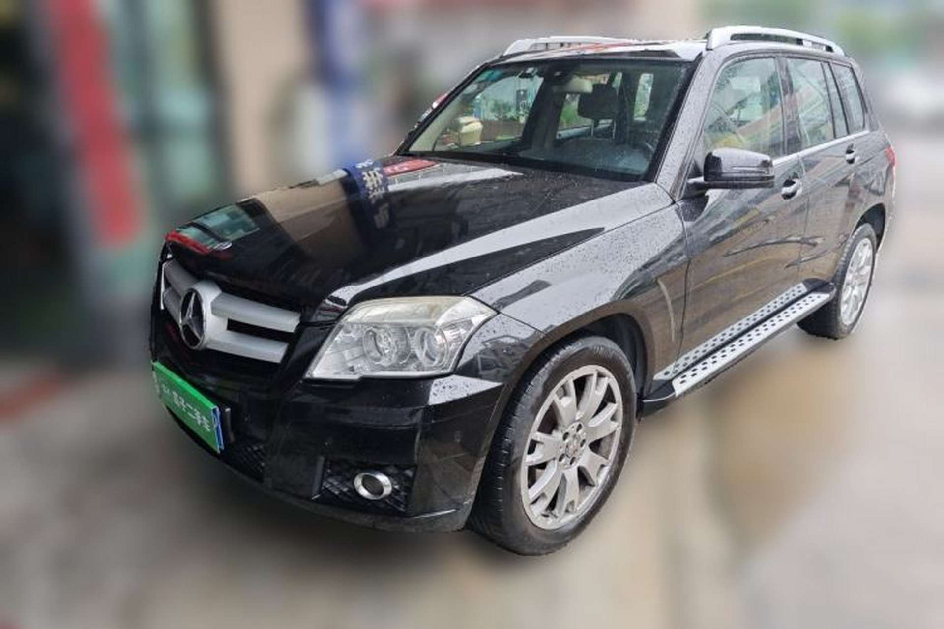 Used Mercedes-Benz GLK-Class 2011 GLK 300 4MATIC Luxury Model Front Left 45 Deg