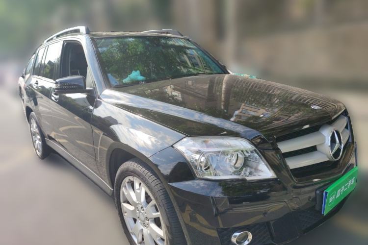 Used Mercedes-Benz GLK-Class 2011 GLK 300 4MATIC Dynamic Model Front Right 45 Deg