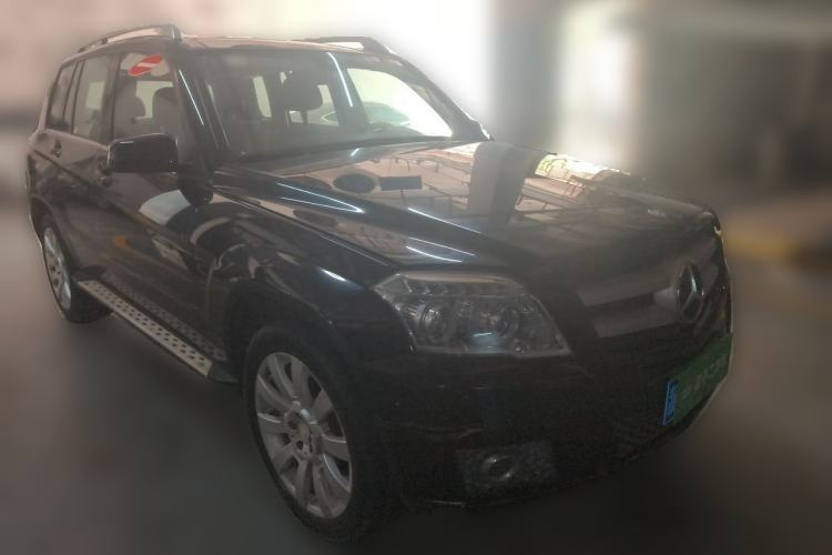 Used Mercedes-Benz GLK-Class 2011 GLK 300 4MATIC Fashion Model Front Right 45 Deg