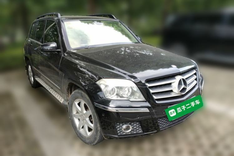 Used Mercedes-Benz GLK-Class 2011 GLK 300 4MATIC Fashion Model Front Right 45 Deg