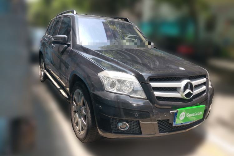Used Mercedes-Benz GLK-Class 2011 GLK 300 4MATIC Dynamic Model Front Right 45 Deg