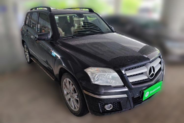 Used Mercedes-Benz GLK-Class 2011 GLK 300 4MATIC Dynamic Model Front Right 45 Deg