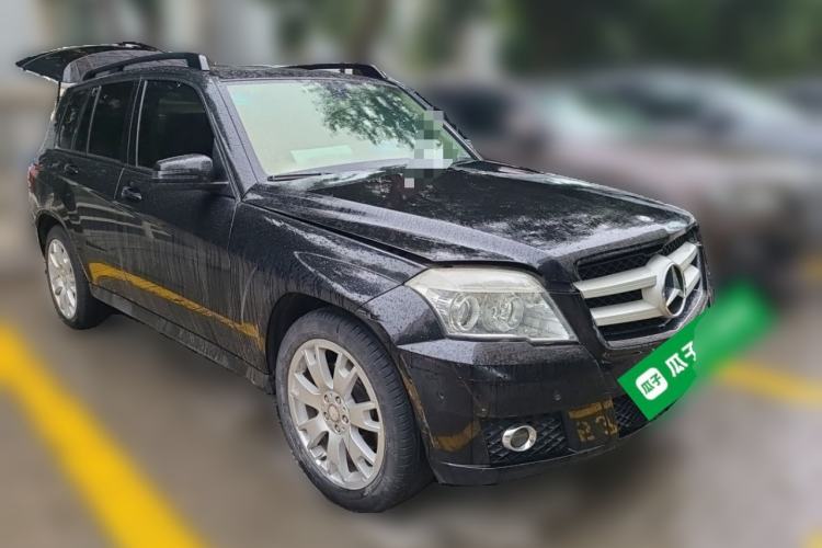 Used Mercedes-Benz GLK-Class 2011 GLK 300 4MATIC Dynamic Model Front Right 45 Deg