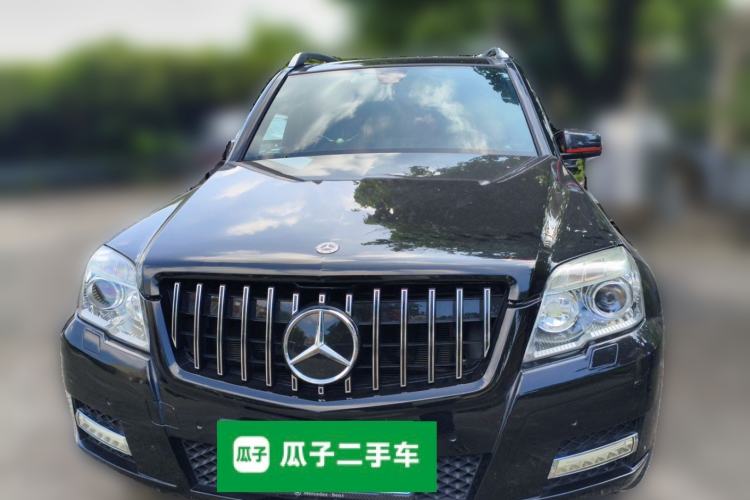 Used Mercedes-Benz GLK-Class 2011 GLK 300 4MATIC Luxury Model Front