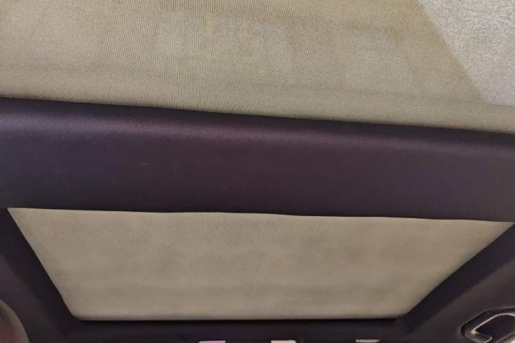 Used Mercedes-Benz GLK-Class 2011 GLK 300 4MATIC Fashion Model Headliner