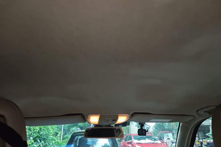 Used Mercedes-Benz GLK-Class 2011 GLK 300 4MATIC Dynamic Model Headliner