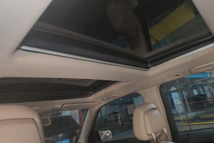 Used Mercedes-Benz GLK-Class 2011 GLK 300 4MATIC Fashion Model Headliner
