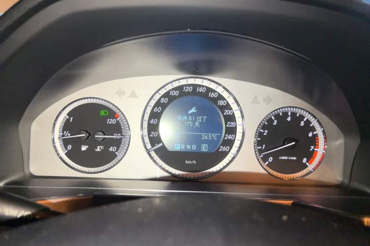 Used Mercedes-Benz GLK-Class 2011 GLK 300 4MATIC Fashion Model Instrument Cluster