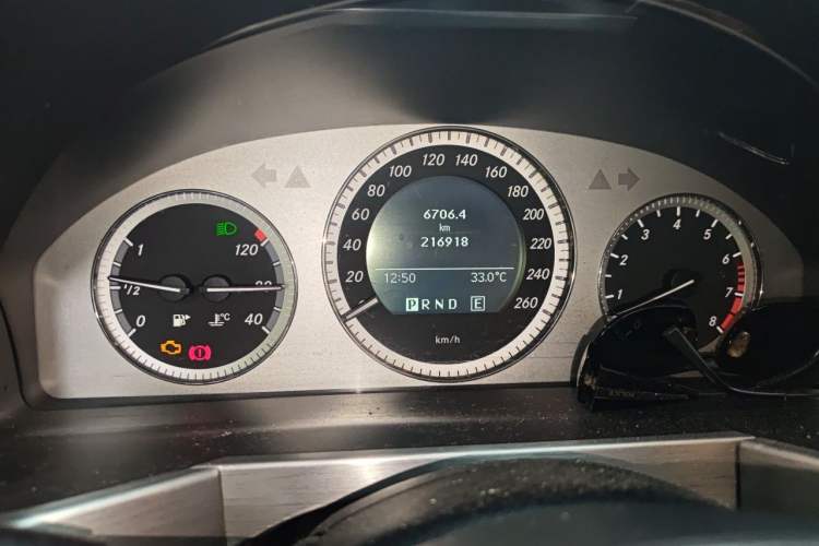 Used Mercedes-Benz GLK-Class 2011 GLK 300 4MATIC Dynamic Model Instrument Cluster