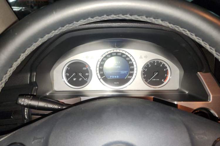 Used Mercedes-Benz GLK-Class 2011 GLK 300 4MATIC Fashion Model Instrument Cluster